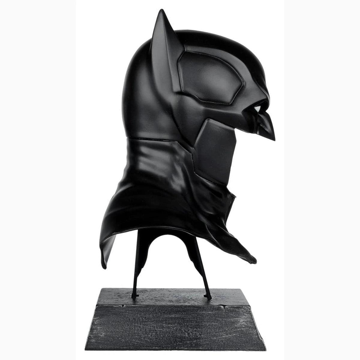 Batman DC Direct Mini-réplique 1/3 Batman Masque (Batman: Noel) 23 cm - Image 6