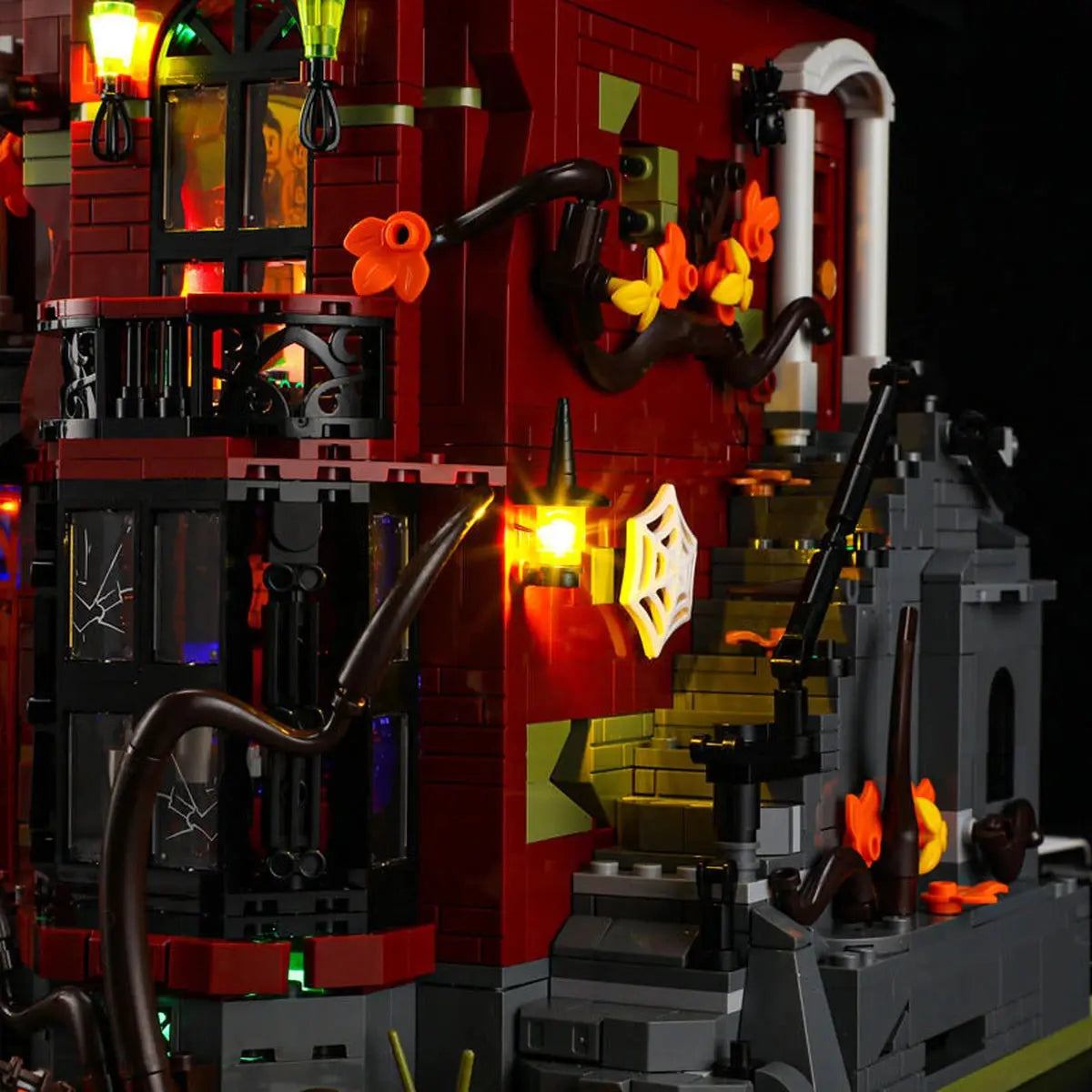Lumibricks X Series 20005 Midnight Haunted Mansion - Image 4