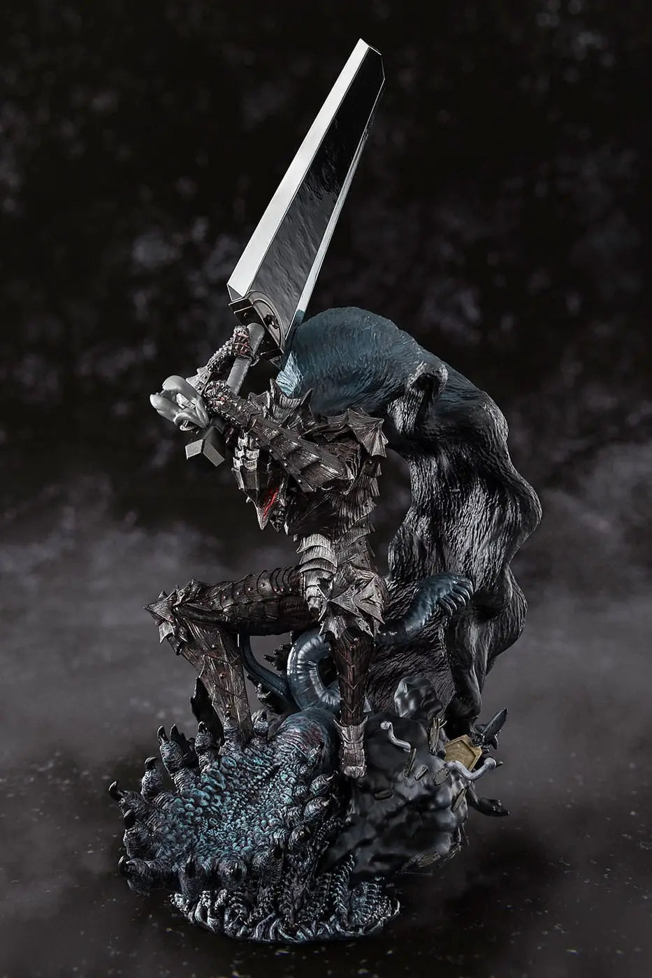 Berserk Guts Berserker Armor Figuarts ZERO Metallic Touch statuette PVC 35cm Bandai Tamashii Nations