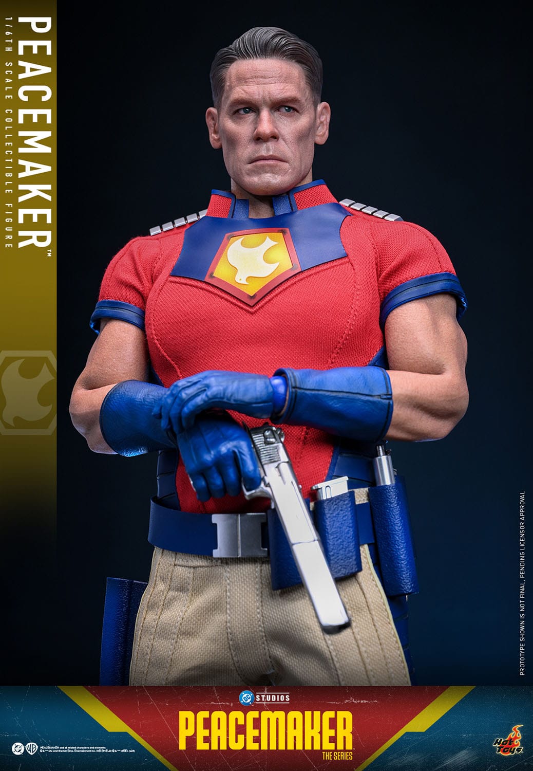 Peacemaker figurine 1/6 31cm Hot Toys