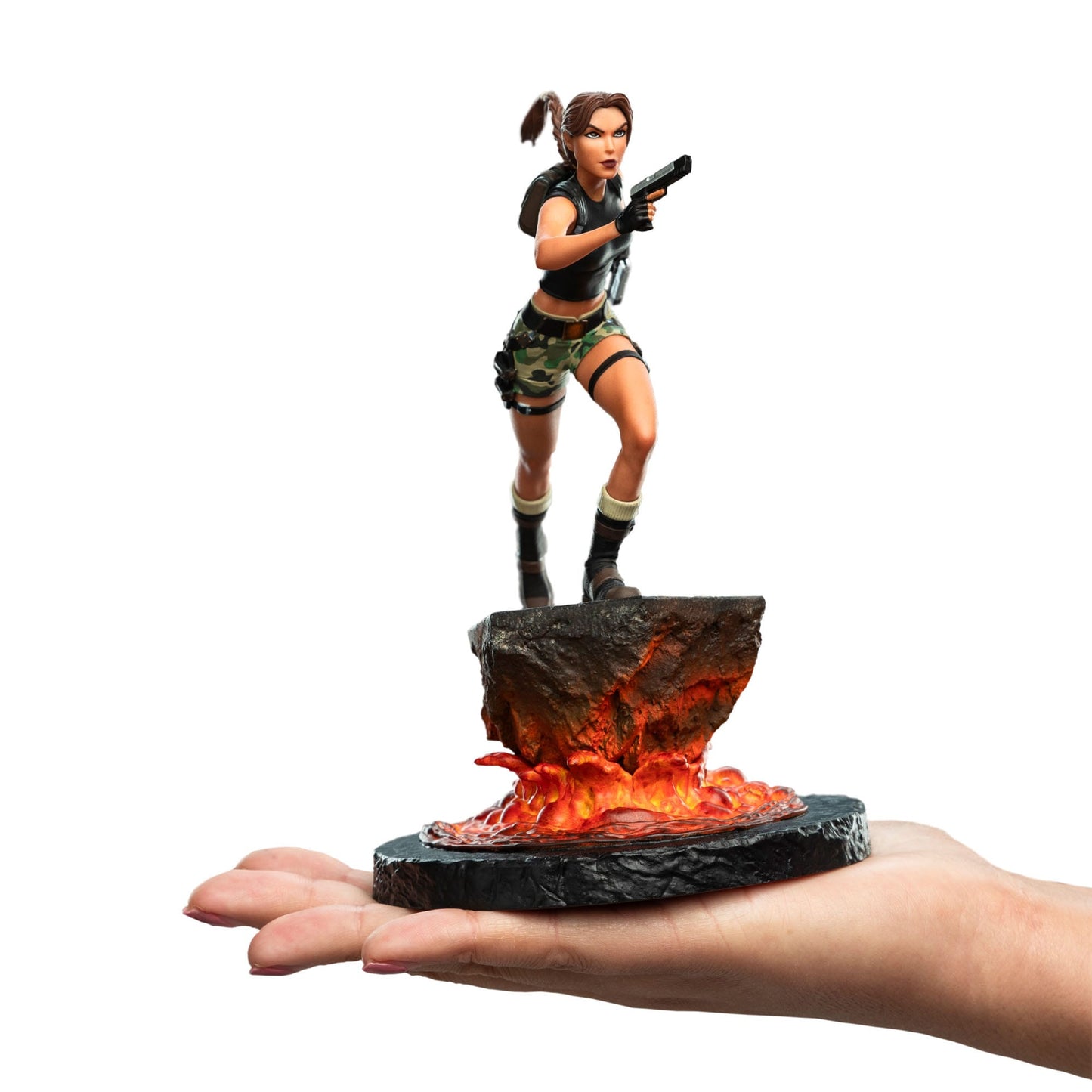 Tomb Raider Lara Croft The Sanctuary of Flame statuette 18cm Weta Workshop