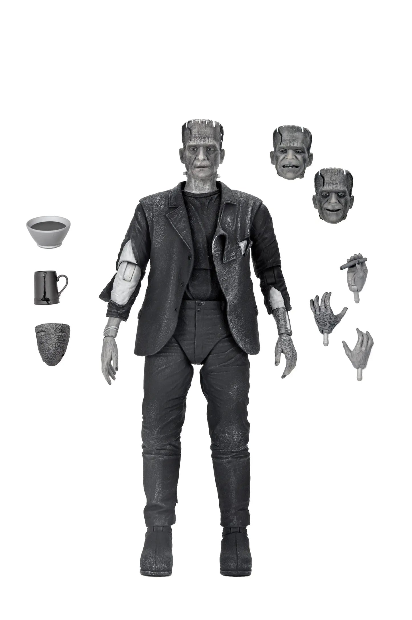 Frankenstein's Monster Universal Monsters figurine Ultimate (Bride of Frankenstein) (B&W) 18 cm Neca