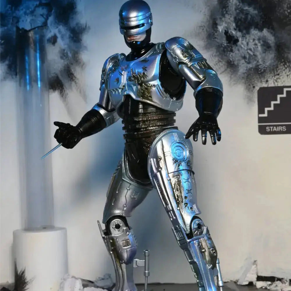 RoboCop figurine Ultimate Battle Damaged RoboCop with Chair 18 cm Neca