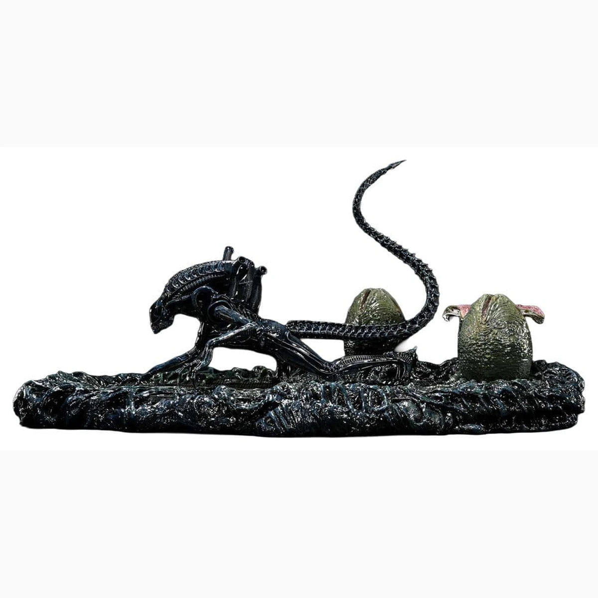 Aliens (Film) Ultimate Diorama Masterline Statue Warrior Xenomorph for Queen Alien 23 cm - Image 1