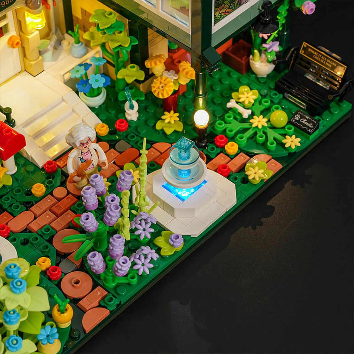 Lumibricks Retro House 10013 Garden Cottage - Image 2