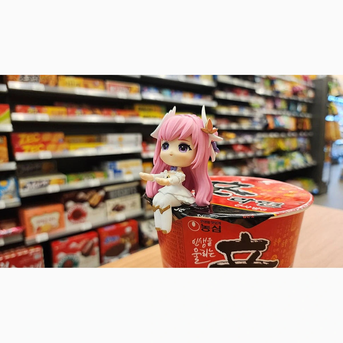 Goddess of Victory: Nikke statuette PVC Cup Noodle Holder Dorothy 9 cm - Image 6