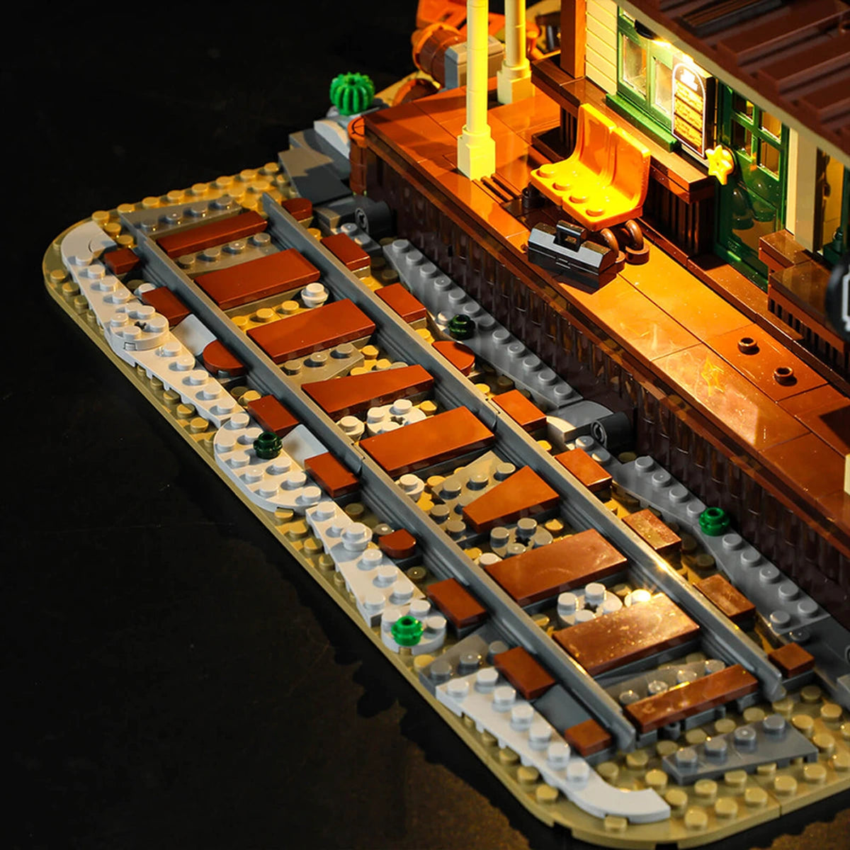 Lumibricks The Old West 14004 West Train Station 1974Pcs - Image 2