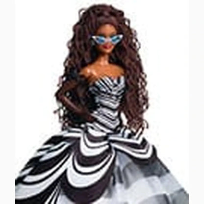 Barbie Signature poupée 65th Anniversary Brunette - Image 2