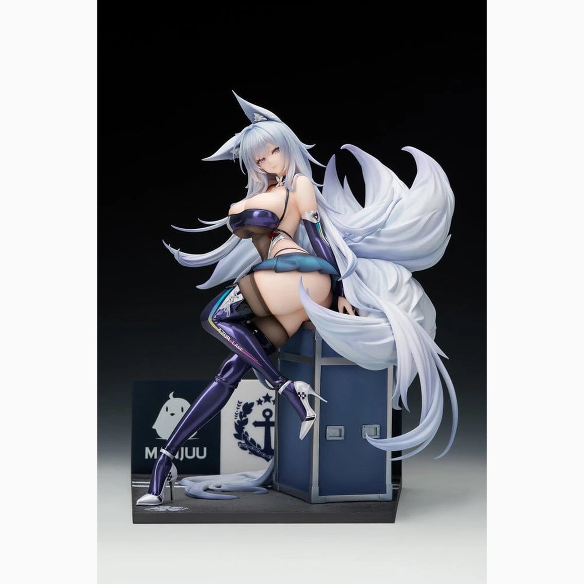 Azur Lane figurine PVC 1/7 Shinano Moonlit Chrome Ver. Acrylic Special Edition w/Display 25 cm - Image 1