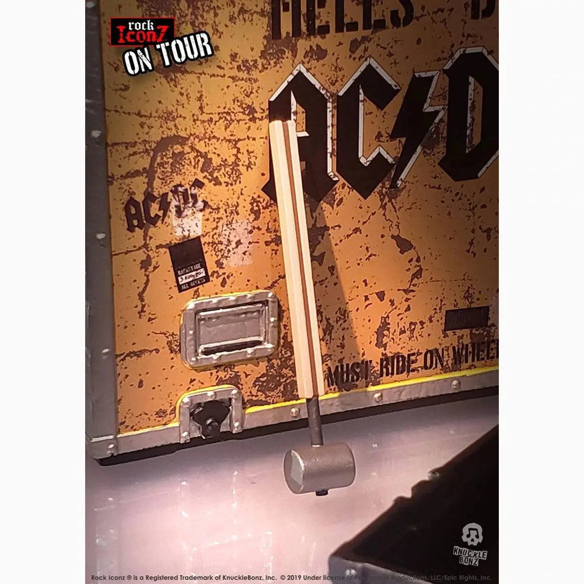 AC/DC statuettes Rock Ikonz On Tour Hell's Bell - Image 7
