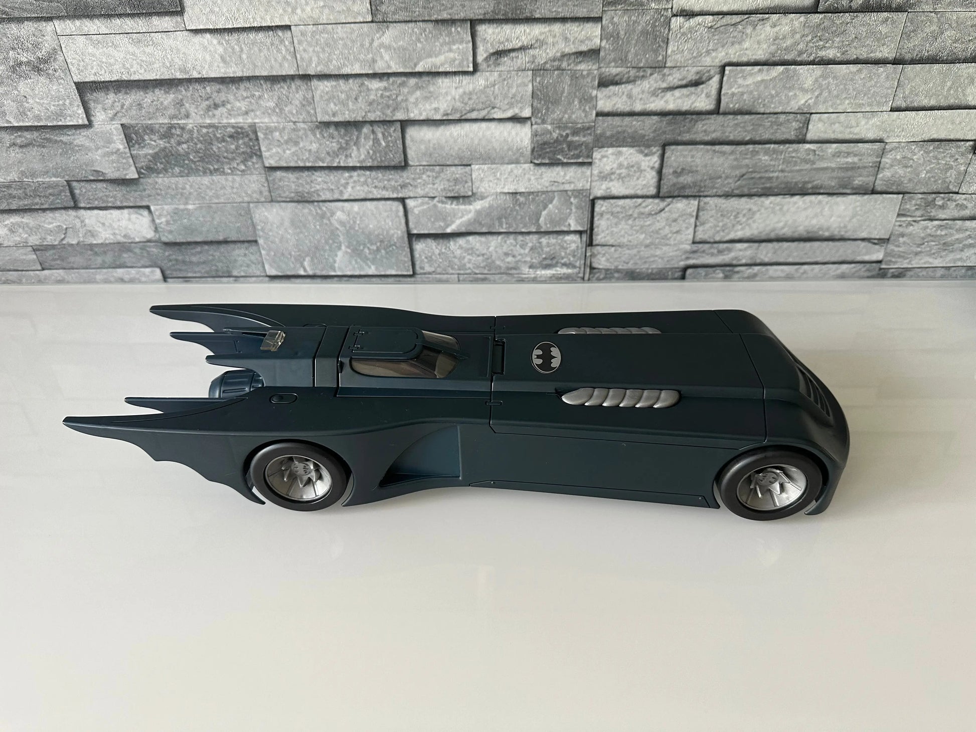 Batmobile 1993 - Batman The Animated Series Kenner