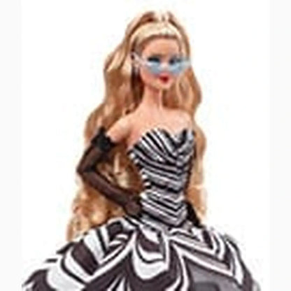 Barbie Signature poupée 65th Anniversary Blonde - Image 2