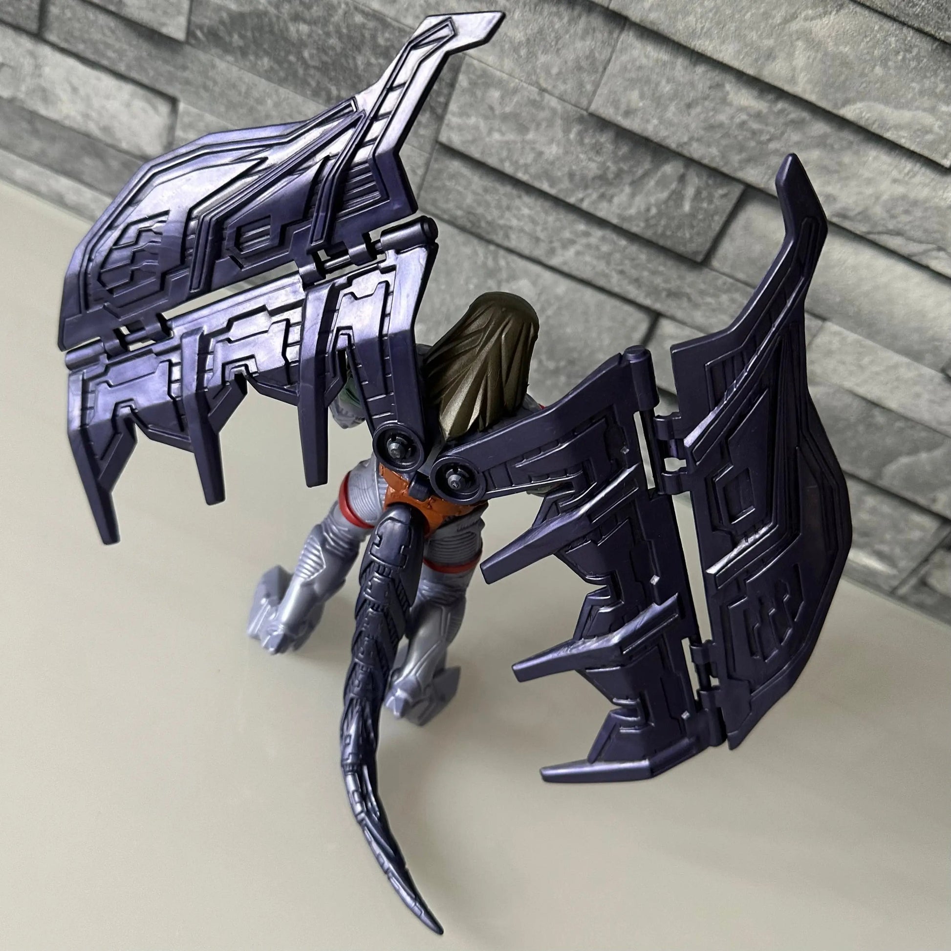 Goliath Hard Wired Gargoyles 1995 Kenner