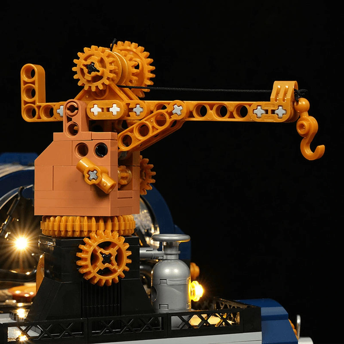 Lumibricks Steampunk World 11015 Steampunk Mechanical Workshop - Image 3