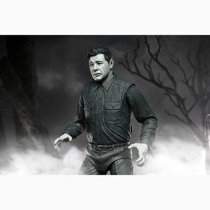 Universal Monsters figurine Ultimate The Wolf Man (Black & White) 18 cm - Image 6
