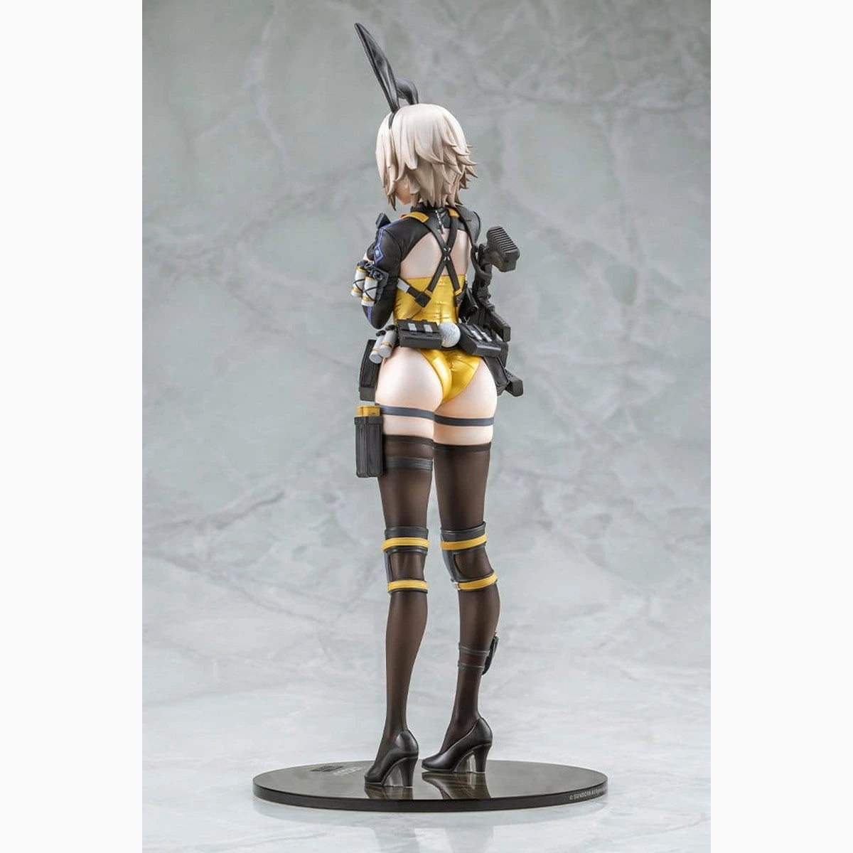 Girls' Frontline 2: Exilium figurine PVC 1/7 Vector Molotov Bunny Ver. 27 cm - Image 4