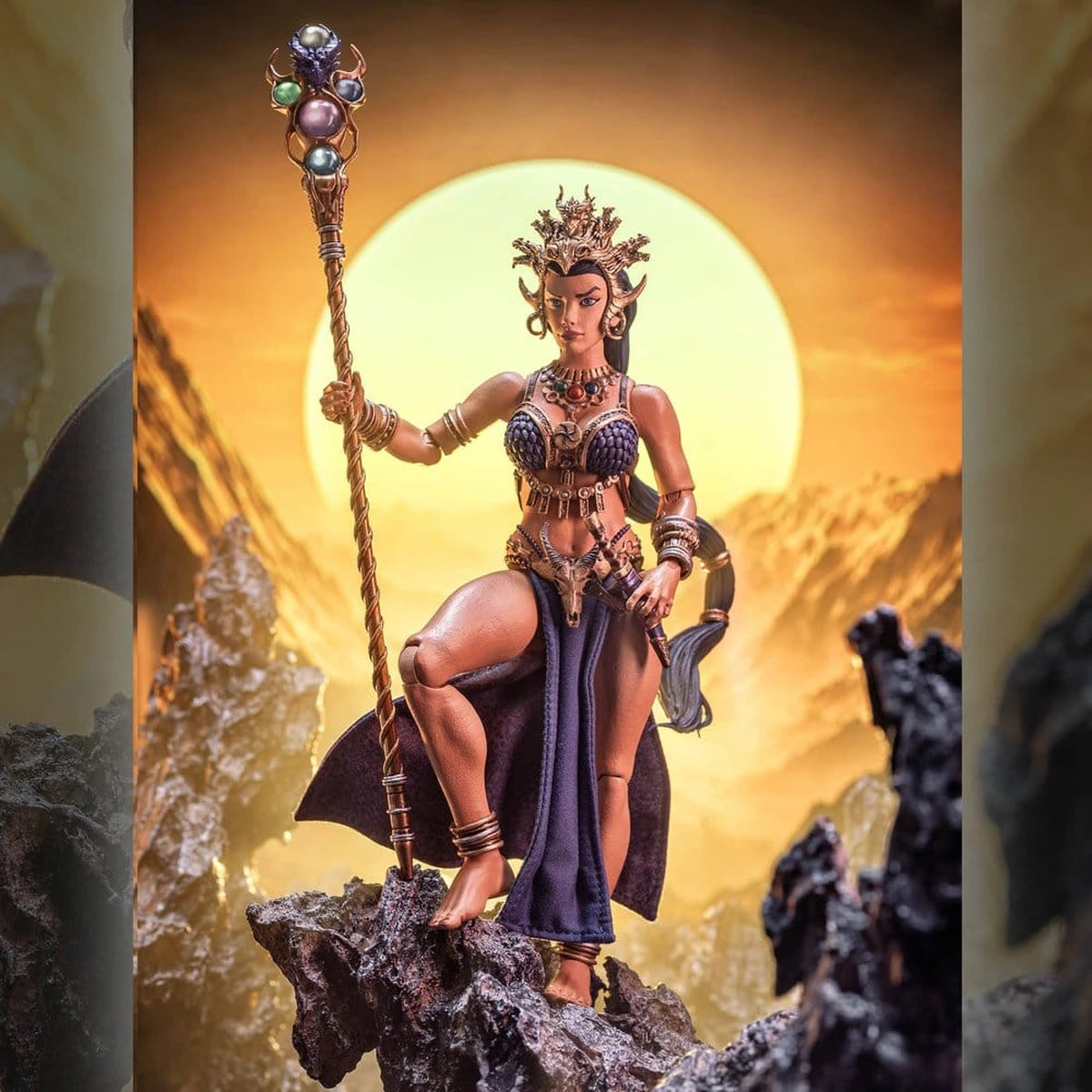 Infinite Legions figurine Aksana the Inquisitor - Image 3