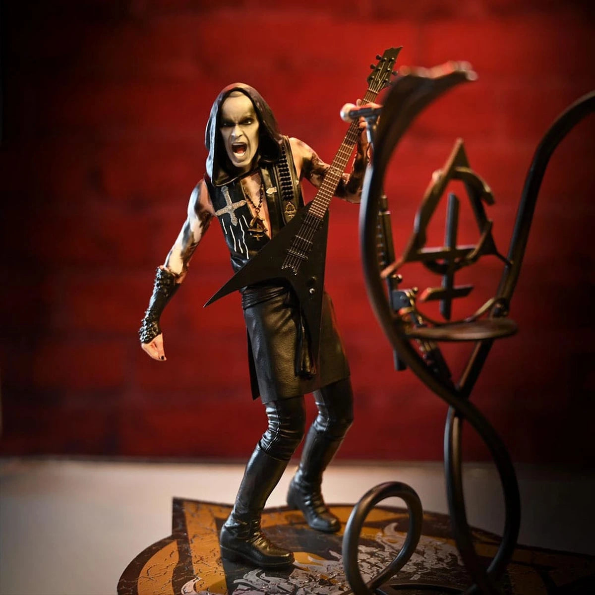 Behemoth statuette Rock Iconz Nergal 22 cm - Image 6