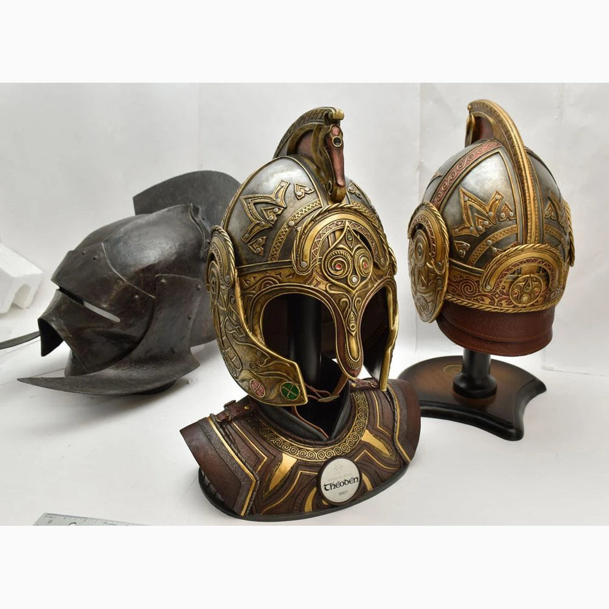 Le Seigneur des Anneaux réplique 1/1 casque Théoden - Image 4