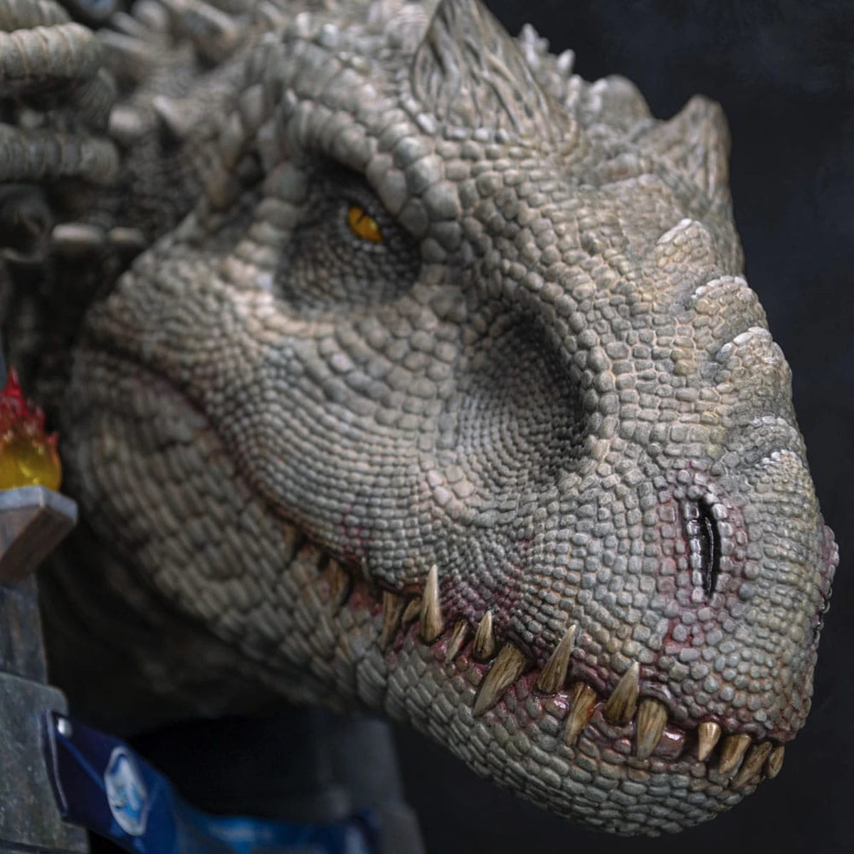 Jurassic World buste Indominus Rex 27 cm - Image 4