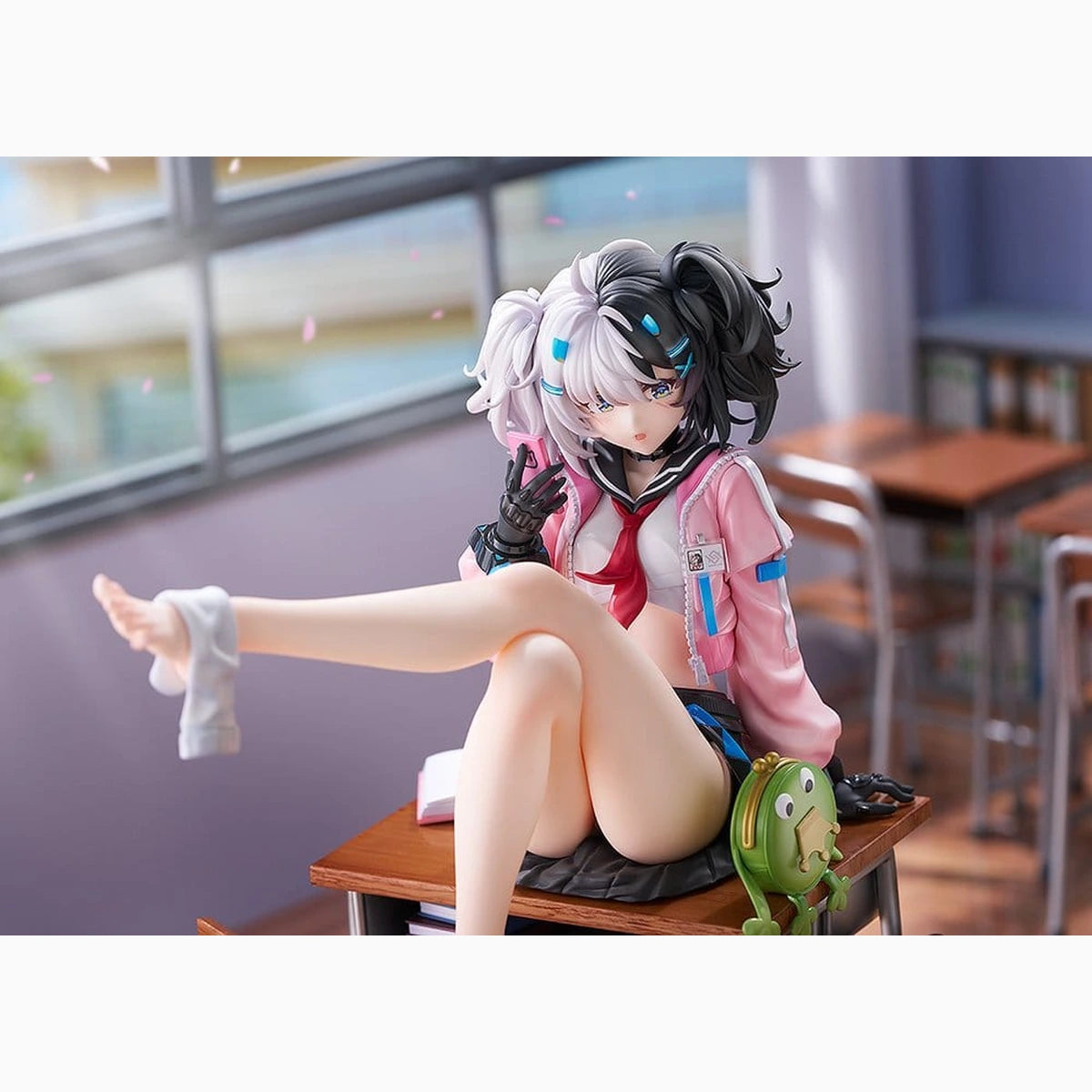 Snowbreak: Containment Zone figurine PVC 1/7 Eatchel - The Cub [Overdue Radiance] 23 cm - Image 6