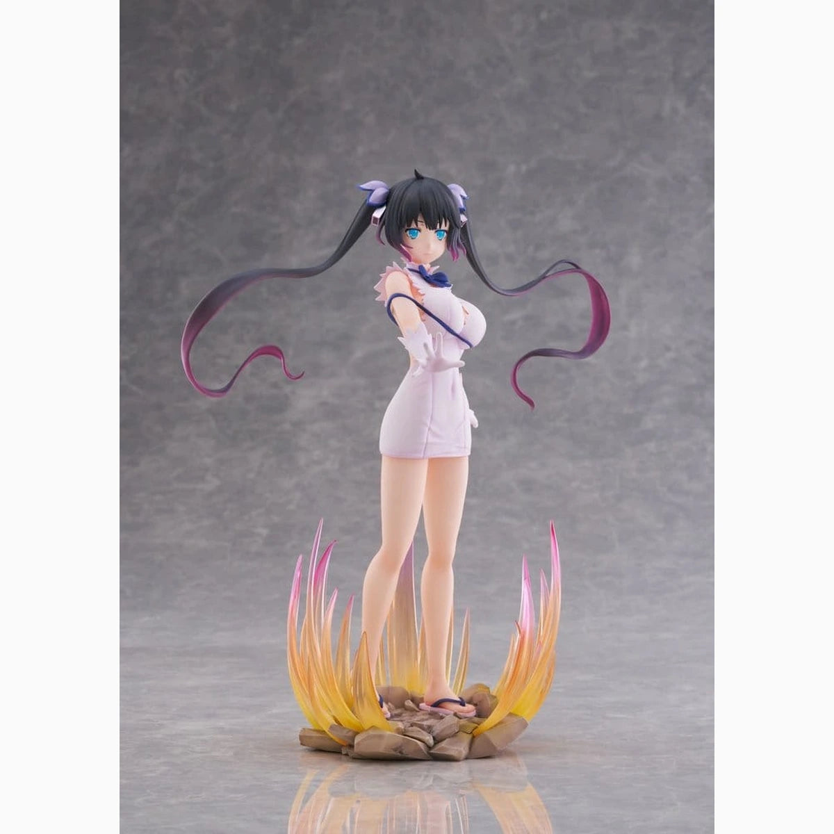 Is It Wrong to Try to Pick Up Girls in a Dungeon? V figurine PVC 1/7 Hestia Divinity Unleashed Ver. AmiAmi Limited Edition 24 cm - Image 1