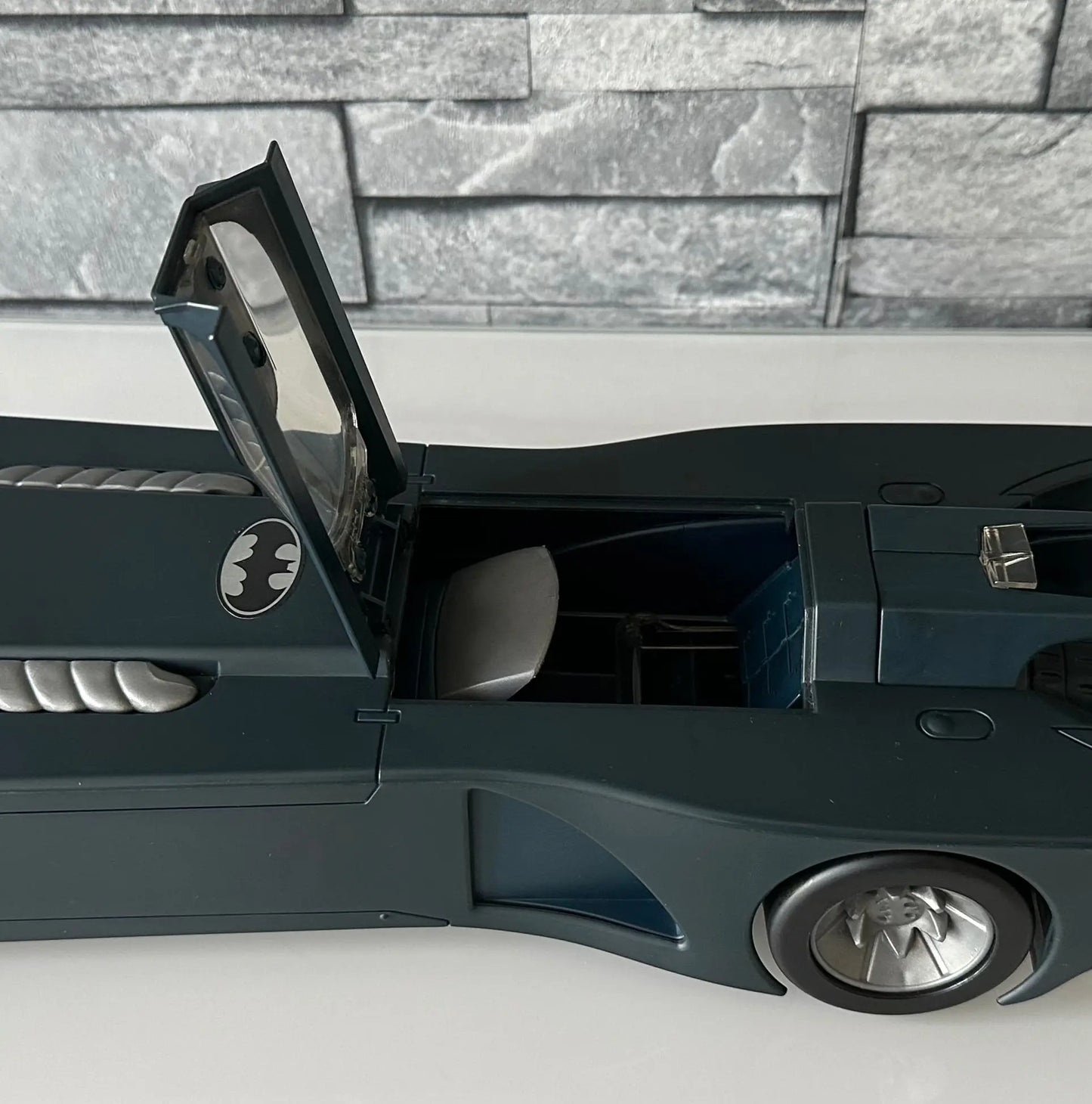 Batmobile 1993 - Batman The Animated Series Kenner