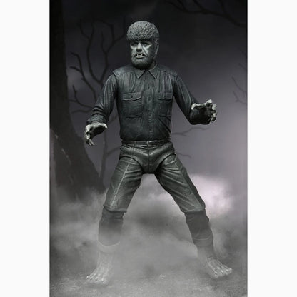 Universal Monsters figurine Ultimate The Wolf Man (Black & White) 18 cm - Image 2