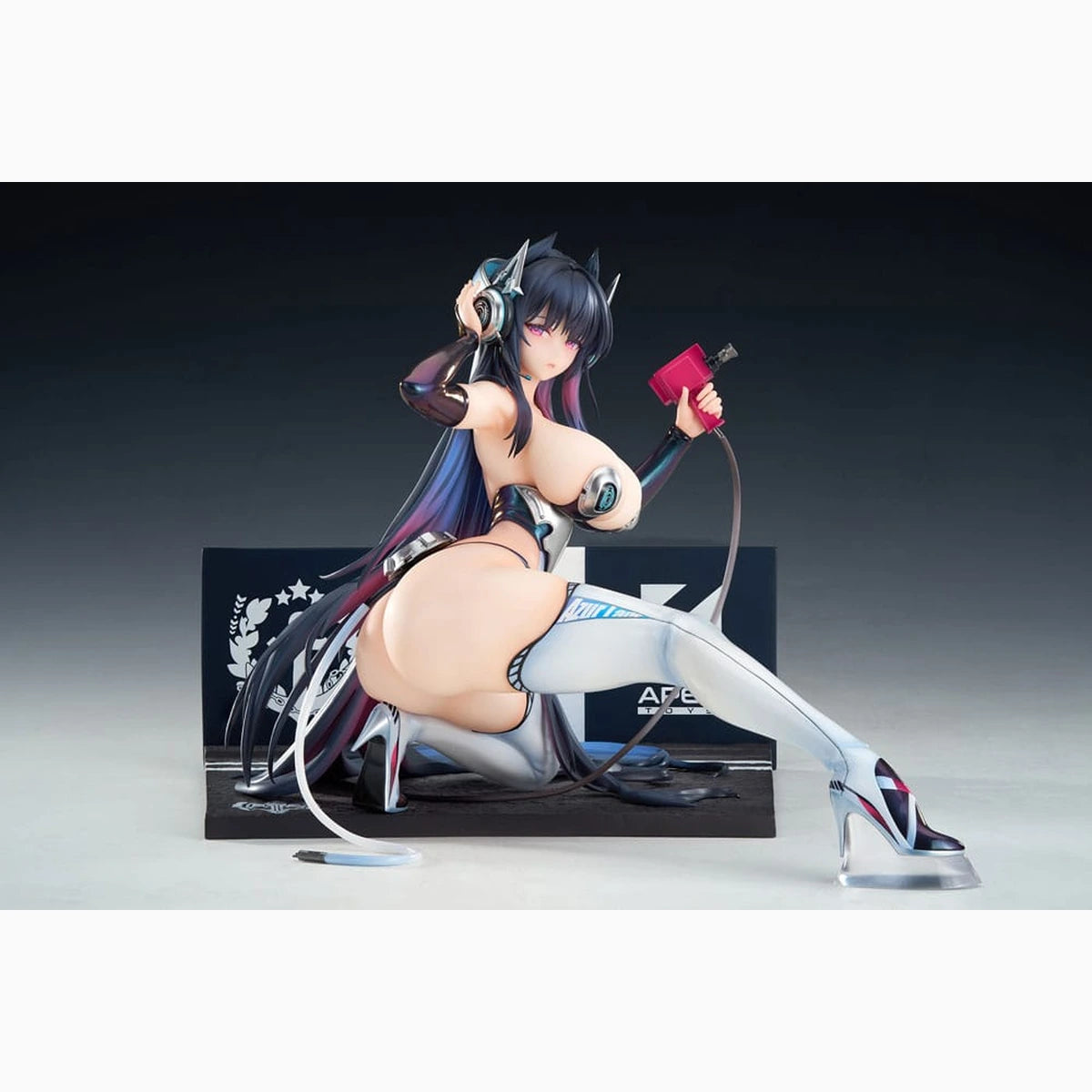 Azur Lane statuette PVC 1/7 Strasbourg Faerie of the Race Circuit Ver. 16 cm - Image 1