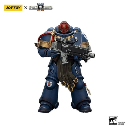 Warhammer 40,000: Space Marine 2 figurine Ultramarines Sergeant Gadriel Collectors Edition 13 cm - Image 1