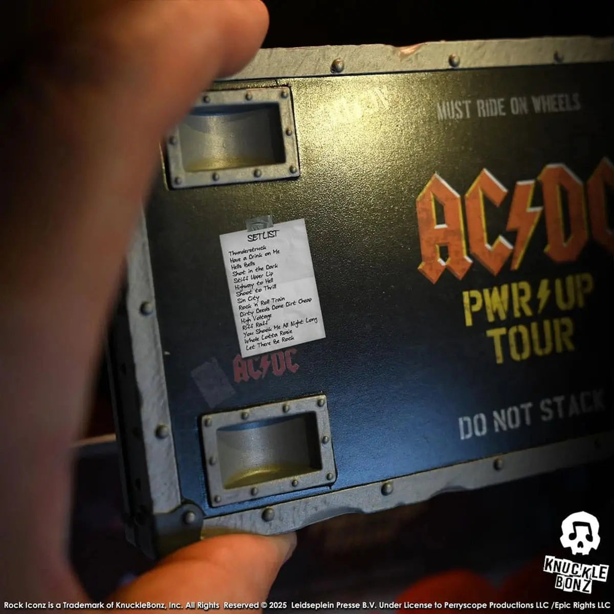 AC/DC statuette Rock Ikonz On Tour PWR UP Tour Road Case - Image 5