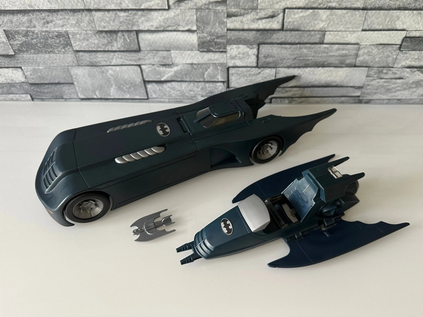 Batmobile 1993 - Batman The Animated Series Kenner