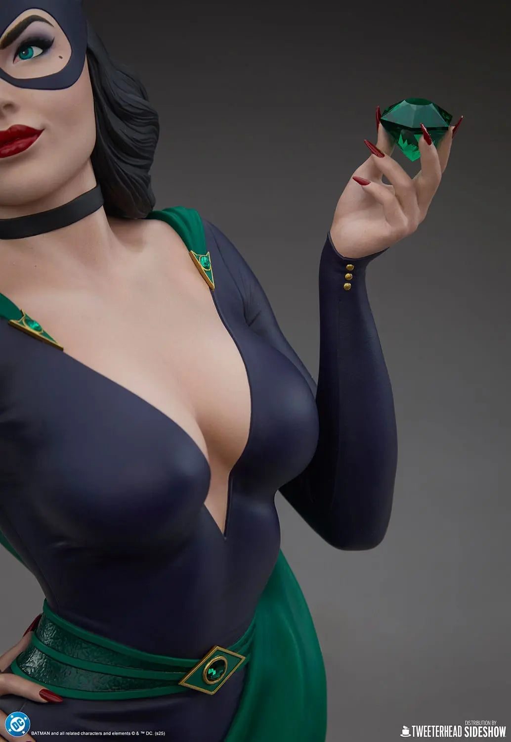 Catwoman DC Comics buste 39 cm - Rue Du Retro