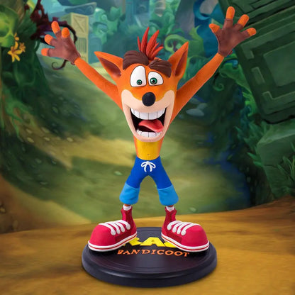 Crash Bandicoot Statue Standaard Editie 28cm