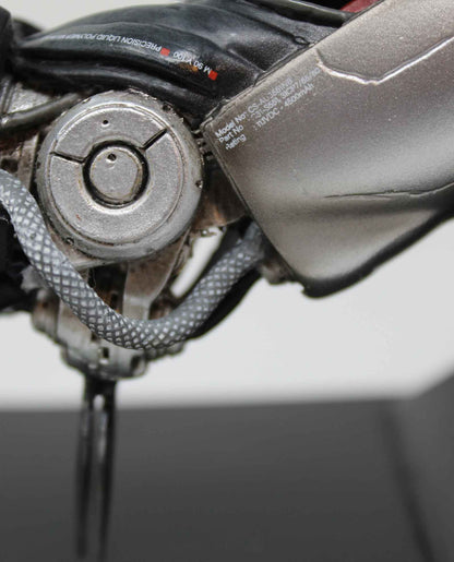 Cyberpunk 2077 Silverhand Arm réplique 30cm Neamedia Icons