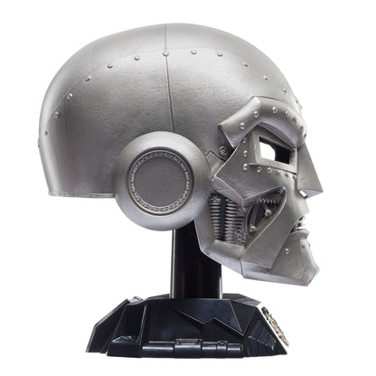 Doctor Doom Marvel Legends réplique Roleplay casque premium Hasbro
