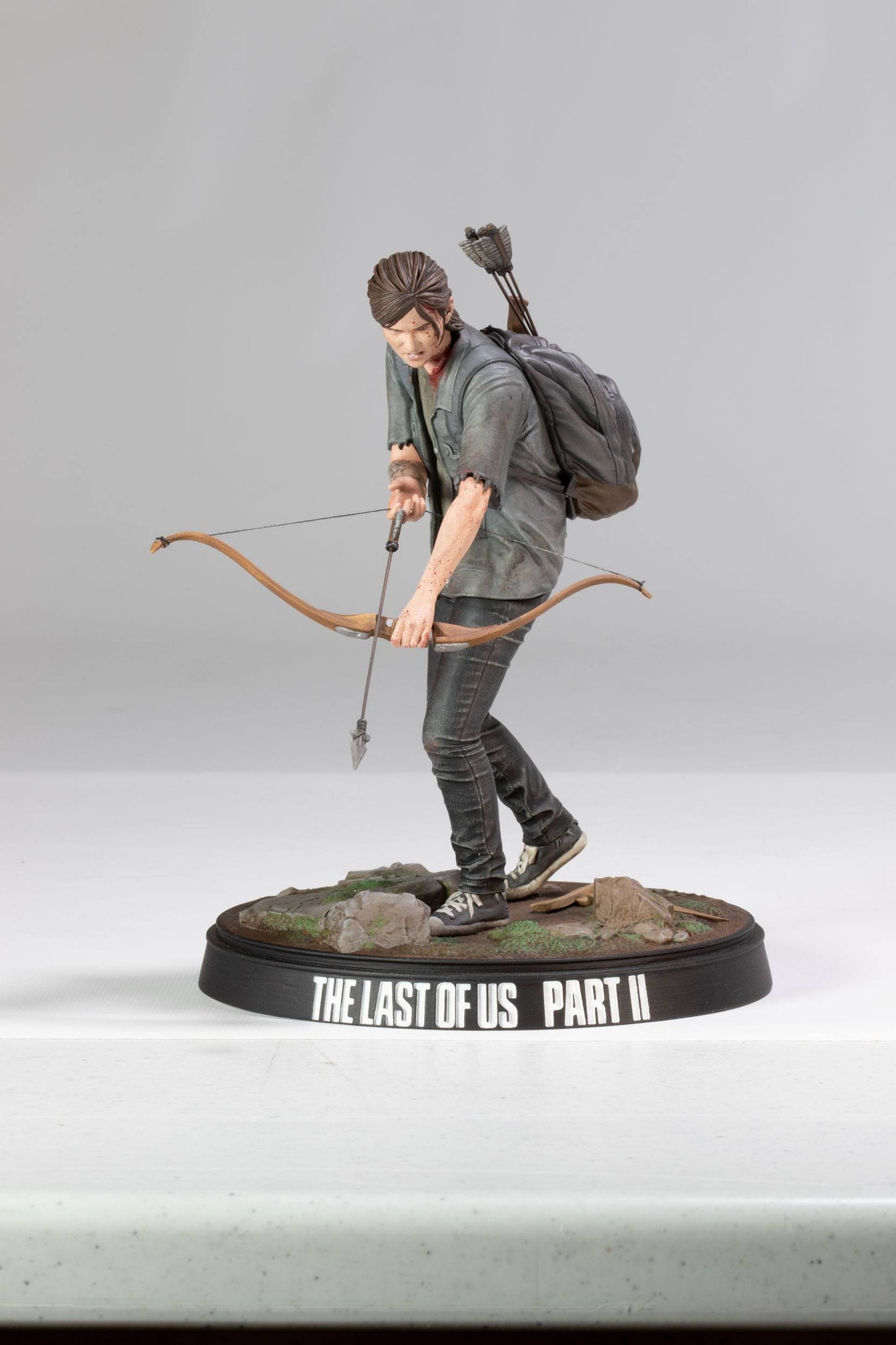 Ellie The Last of Us Part II statuette 20 cm - Rue Du Retro