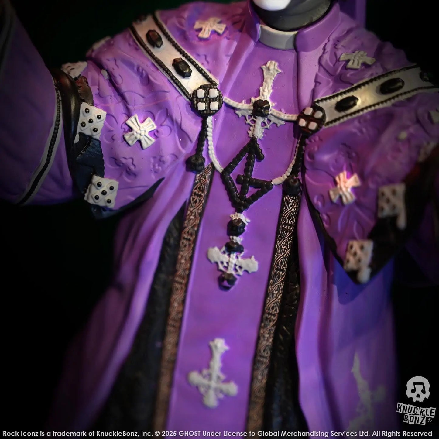 Ghost Papa V Perpetua statuette Rock Iconz Purple Robes 22cm Knucklebonz