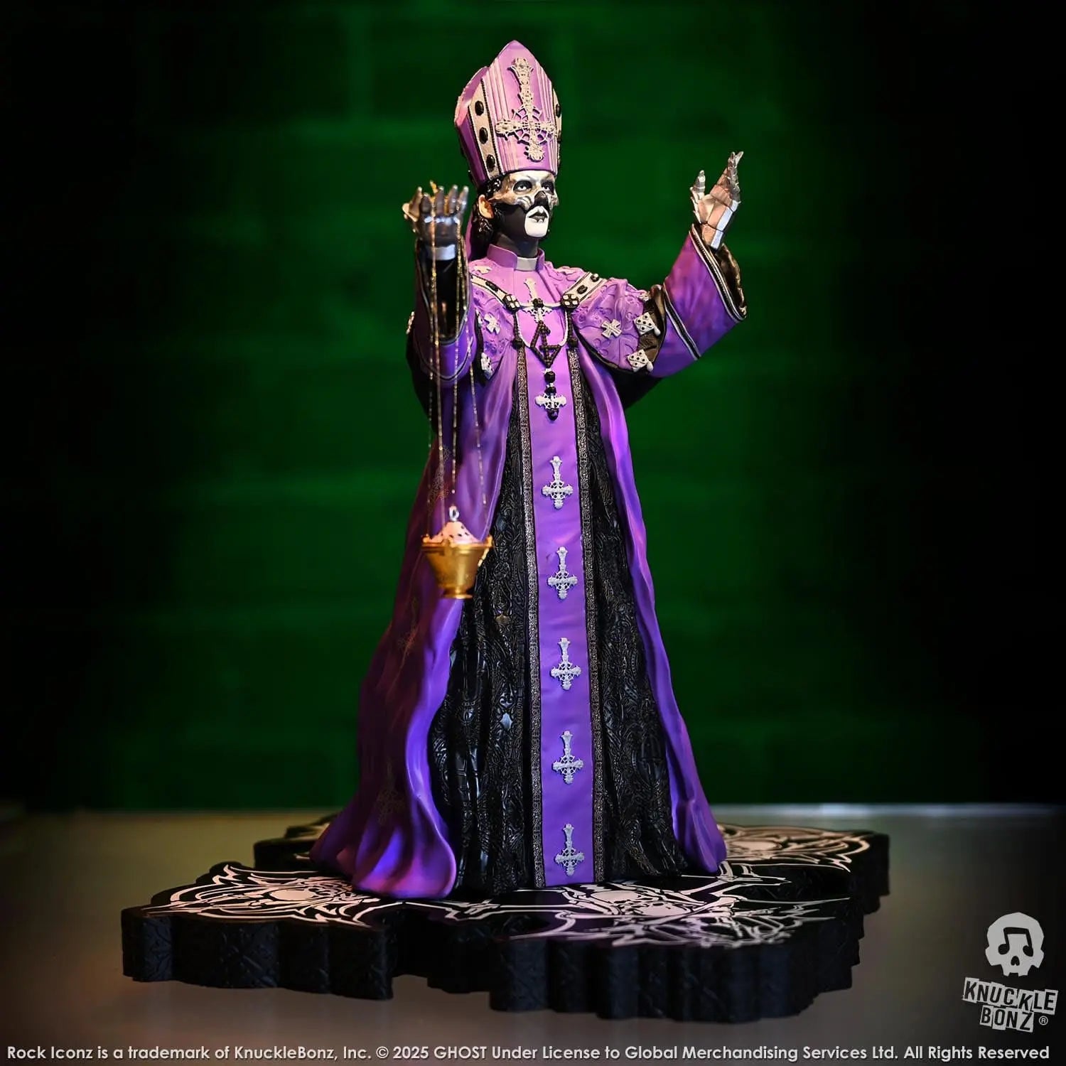 Ghost Papa V Perpetua statuette Rock Iconz Purple Robes 22cm Knucklebonz
