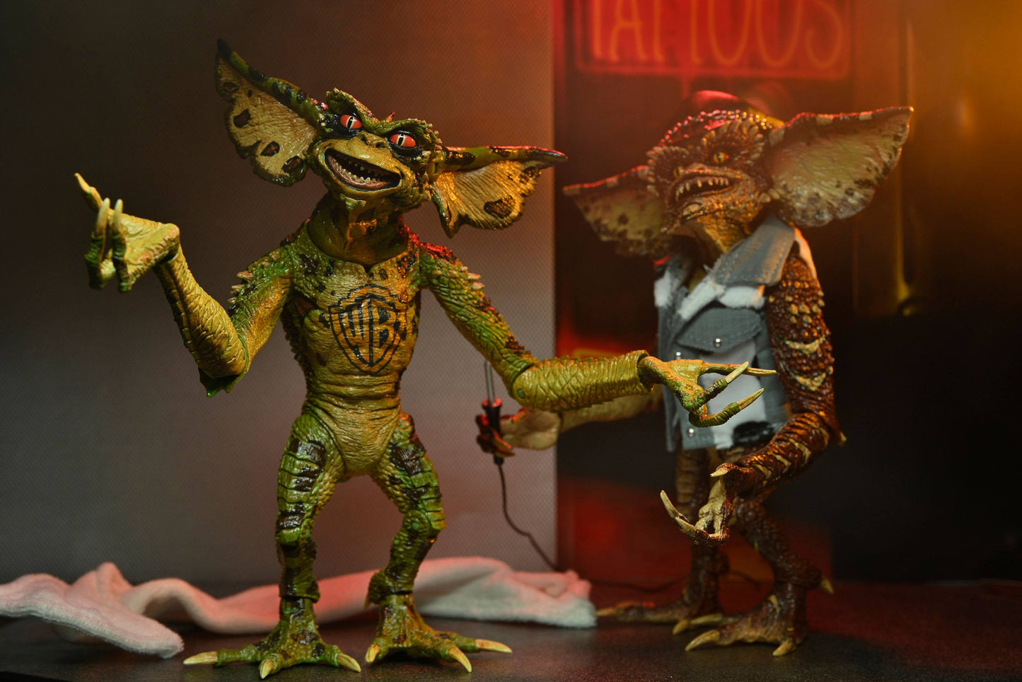 Gremlins 2 pack 2 figurines Tattoo Gremlins 18 cm Neca
