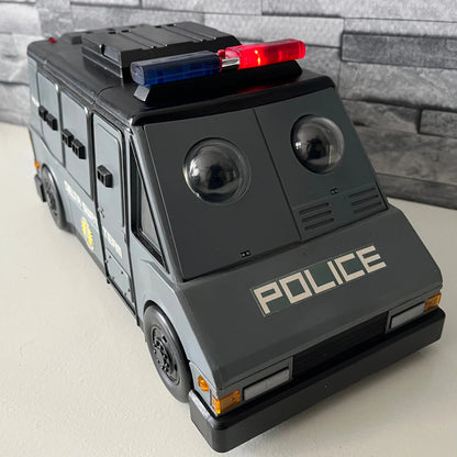 Véhicule Blindé de Détention / Mobile Armored Detention Vehicule Rue Du Rétro
