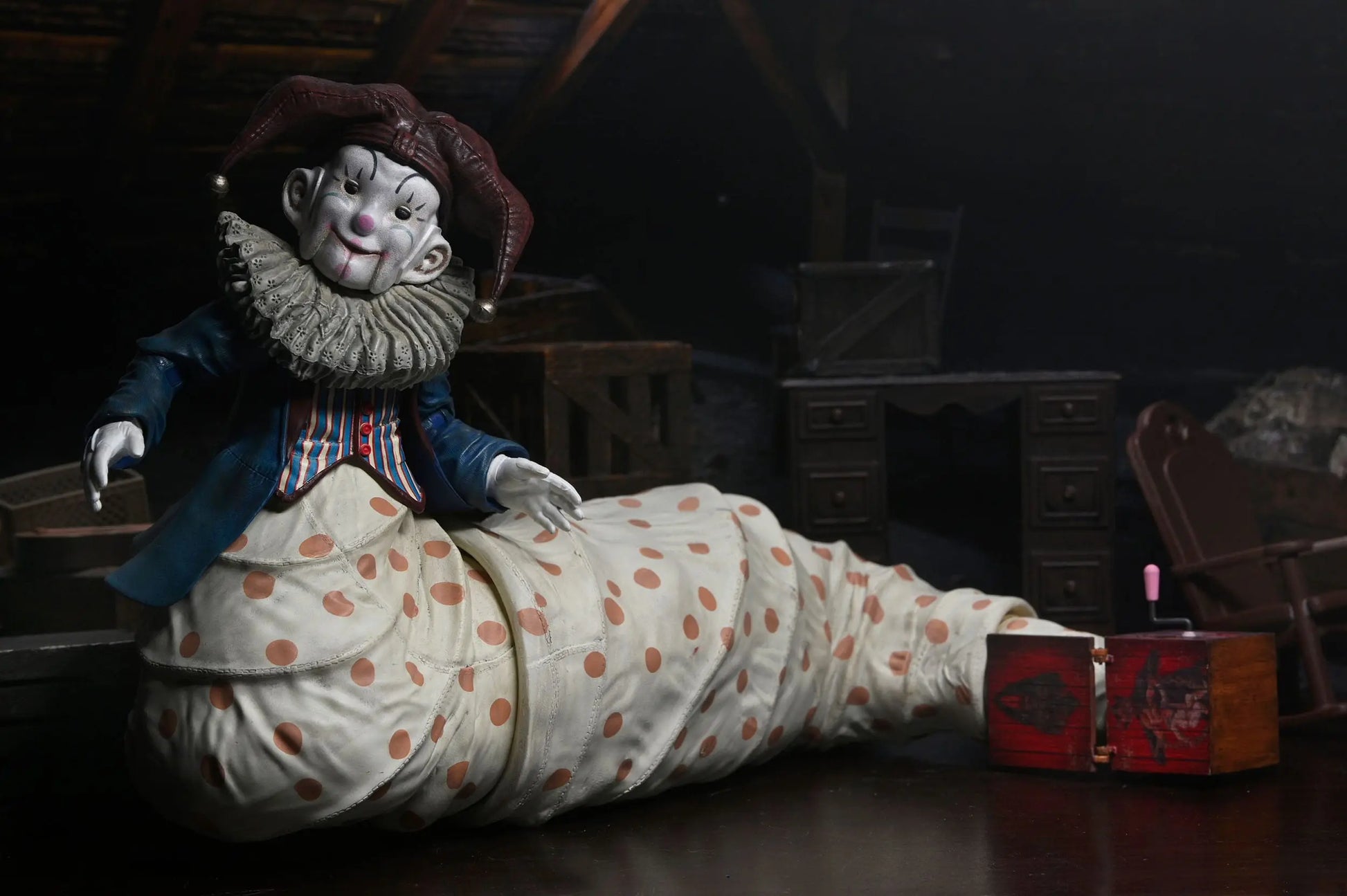 Krampus figurine Der Klown Deluxe Figure 18 cm NECA