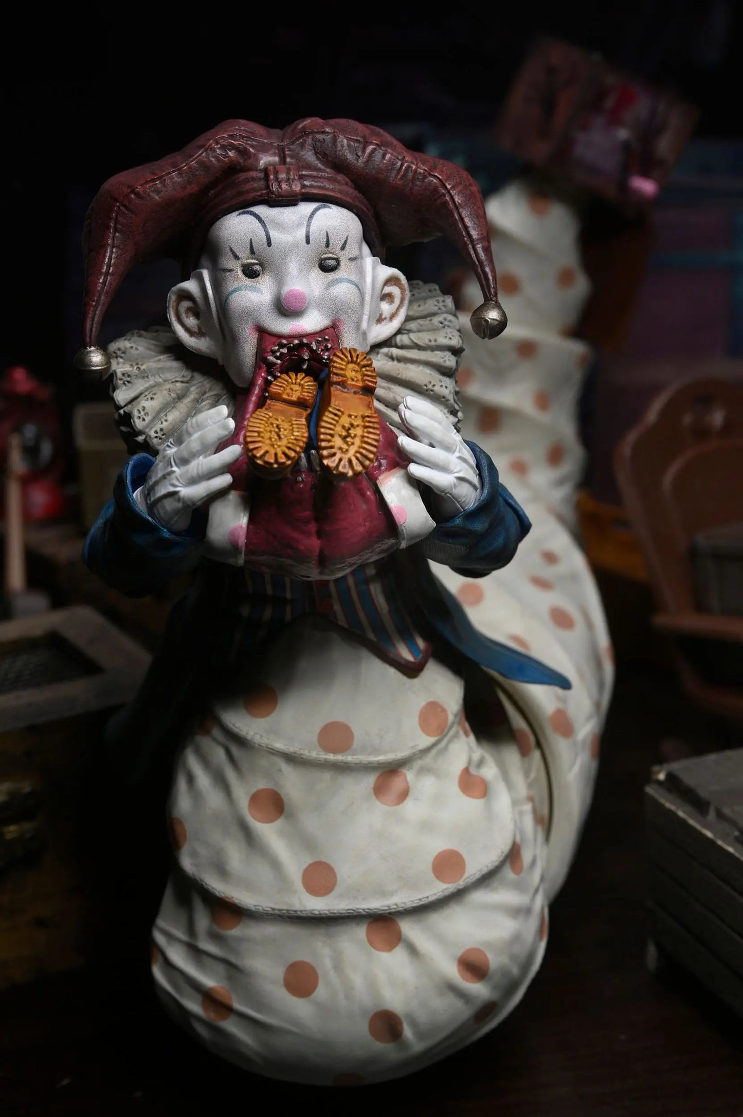 Krampus figurine Der Klown Deluxe Figure 18 cm NECA