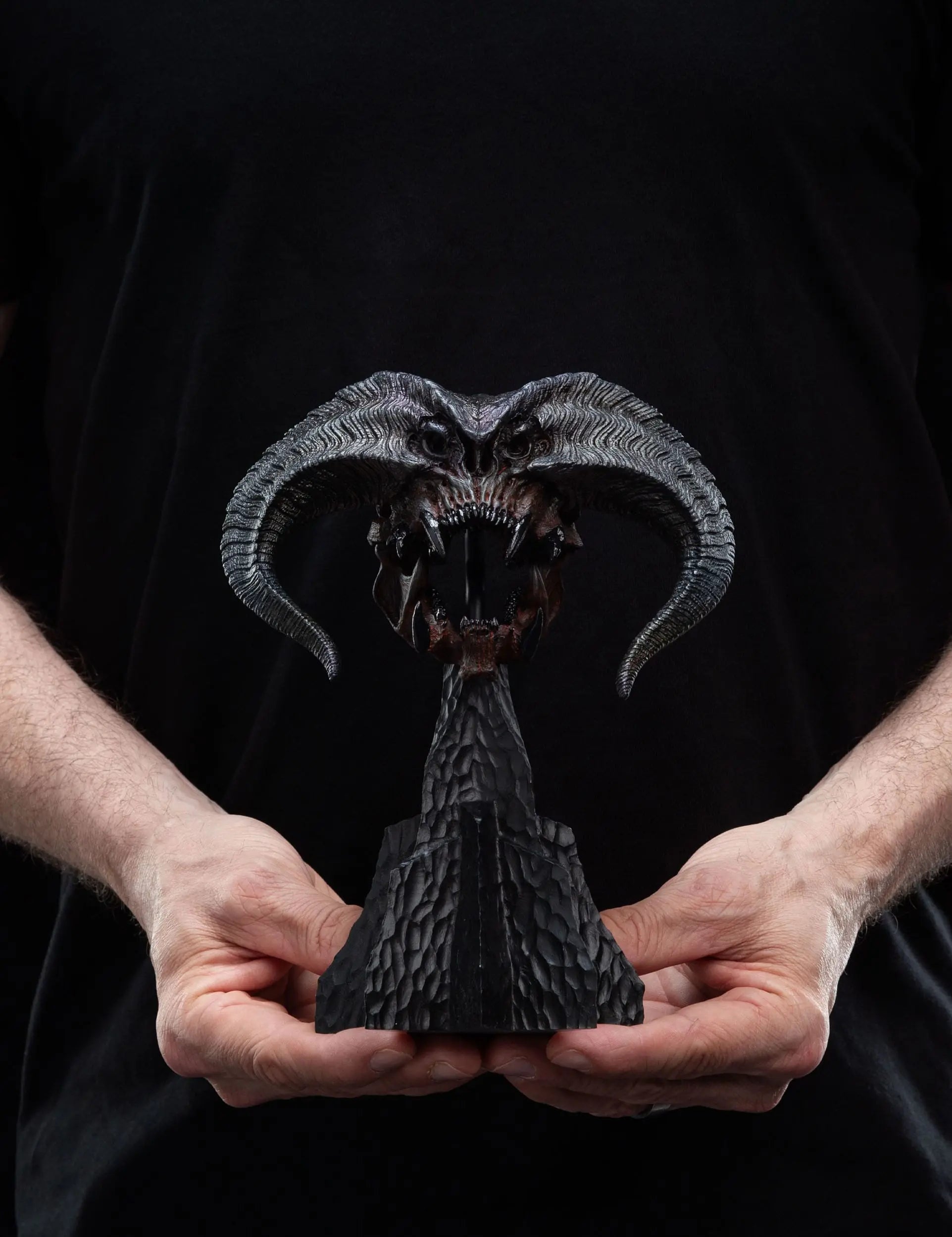 Le Seigneur des Anneaux Skull of a Balrog statuette 20cm Weta Workshop