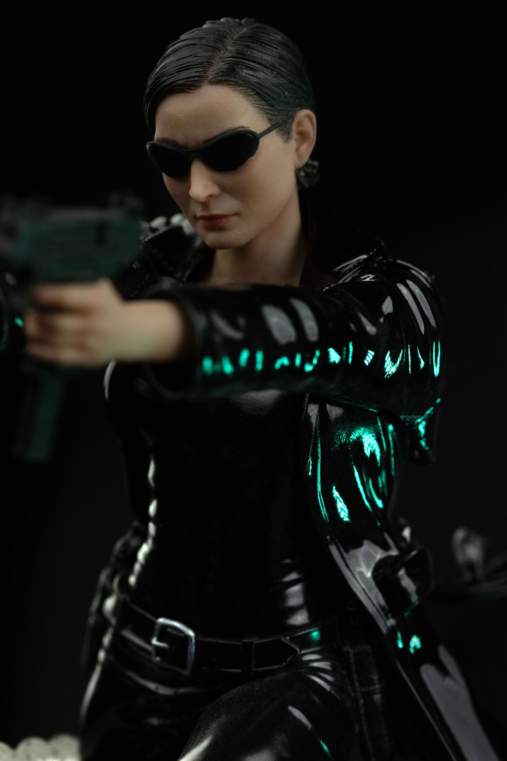 Matrix Trinity statuette 1/10 Art Scale 22 cm Iron Studios