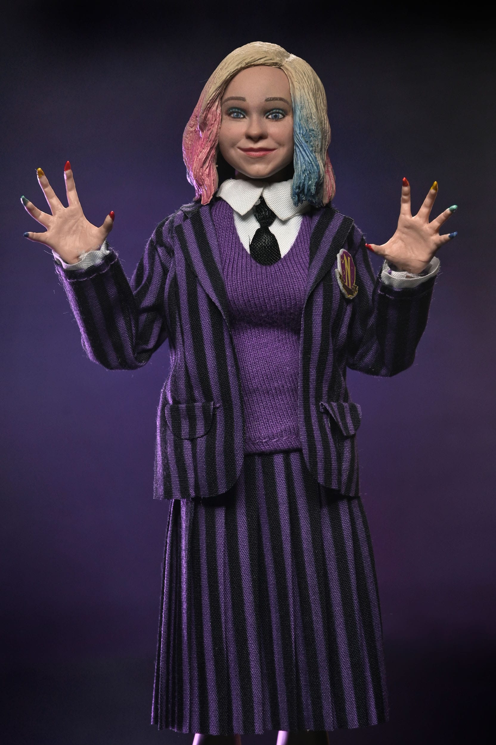 Mercredi Wednesday Pack de 2 figurines Wednesday Addams (Nevermore Uniform) et Enid 20cm Neca