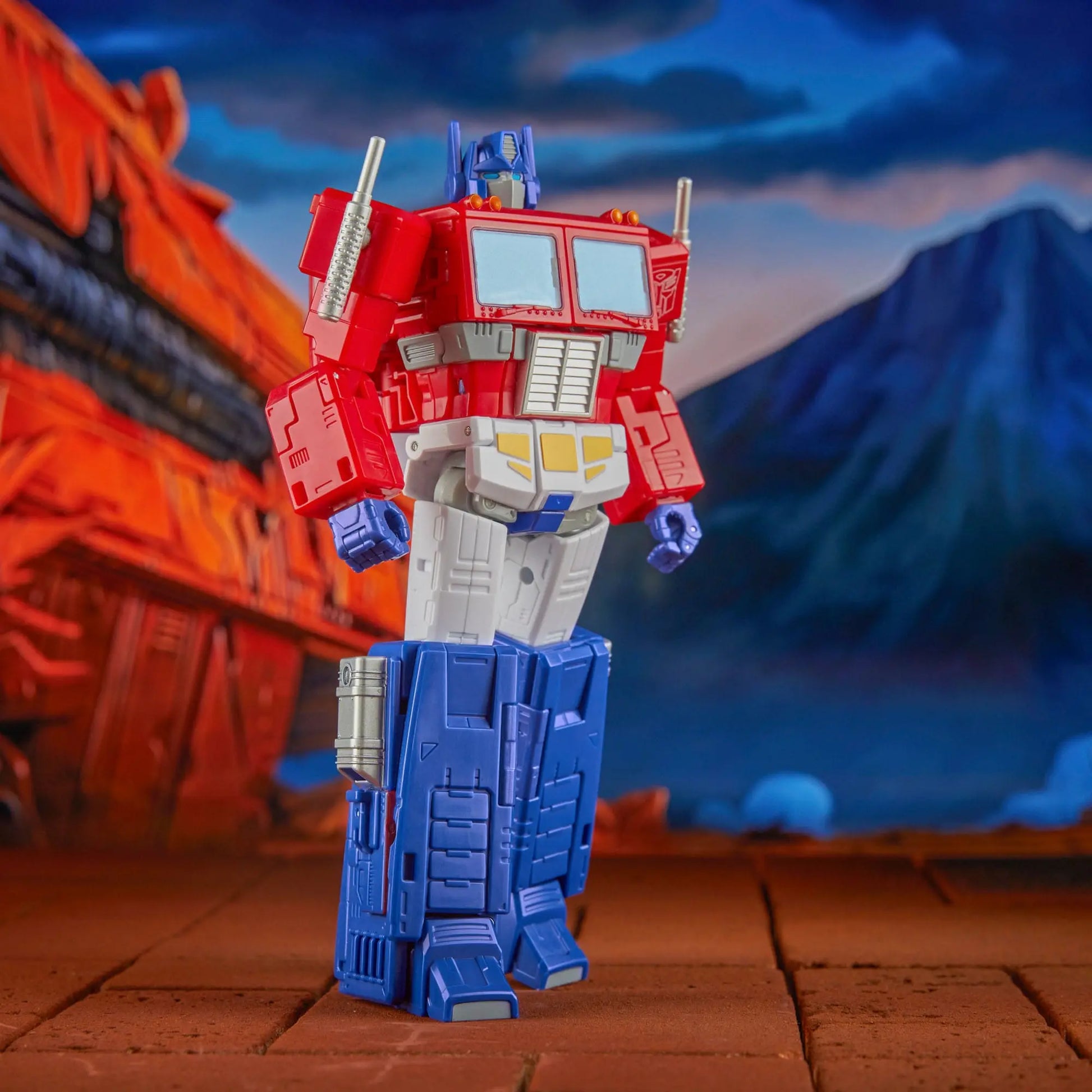 Optimus Prime Transformers The Movie Generations Studio Series Commander Class figurine 18cm Hasbro
