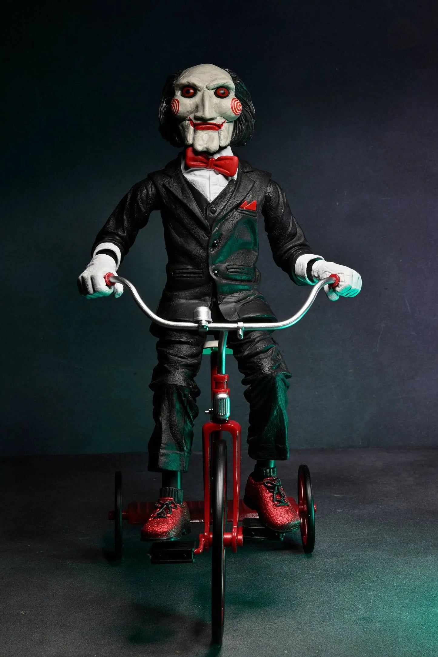 Saw Billy figurine sonore Billy with Tricycle 30cm Neca