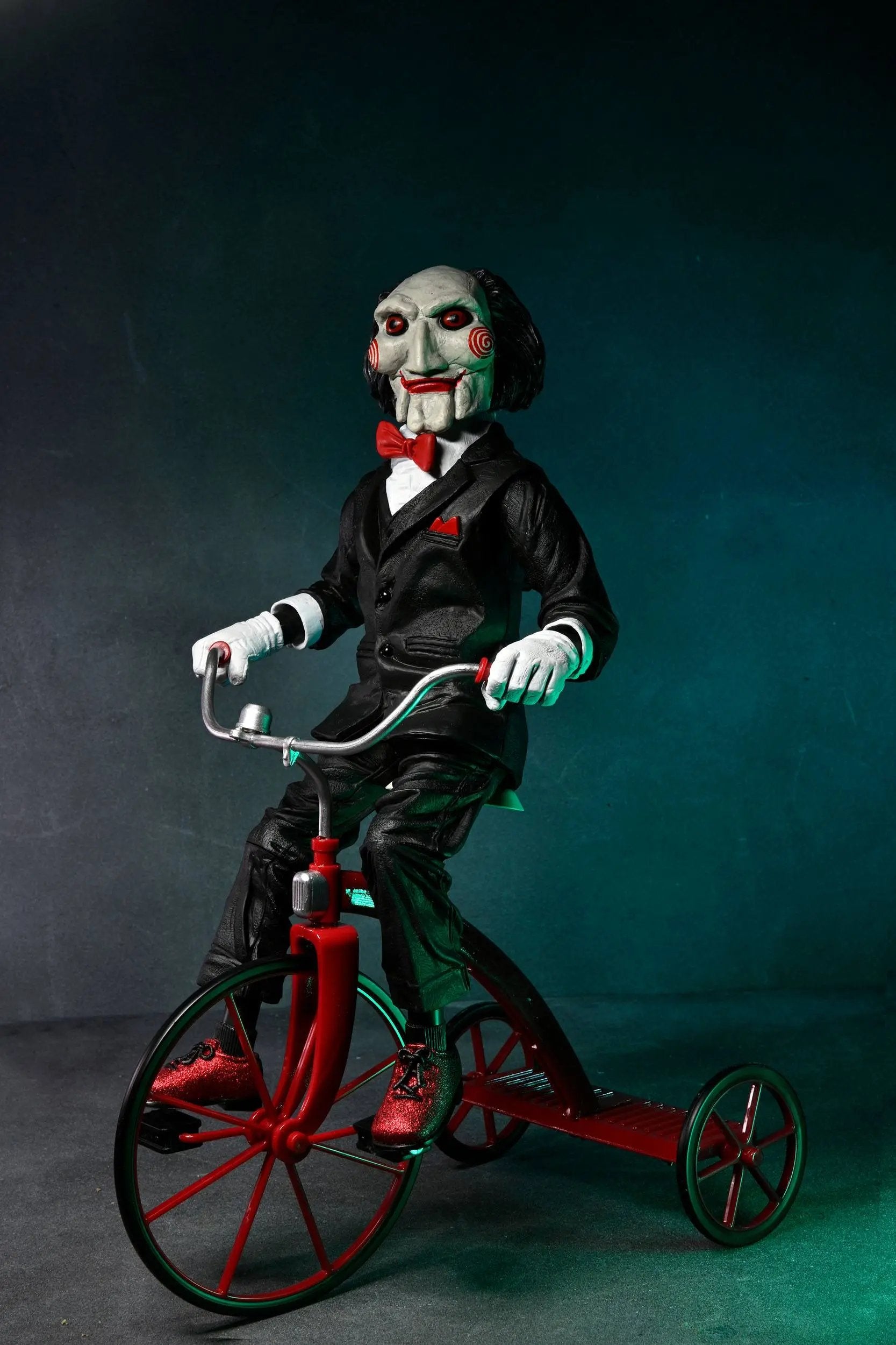 Saw Billy figurine sonore Billy with Tricycle 30cm Neca
