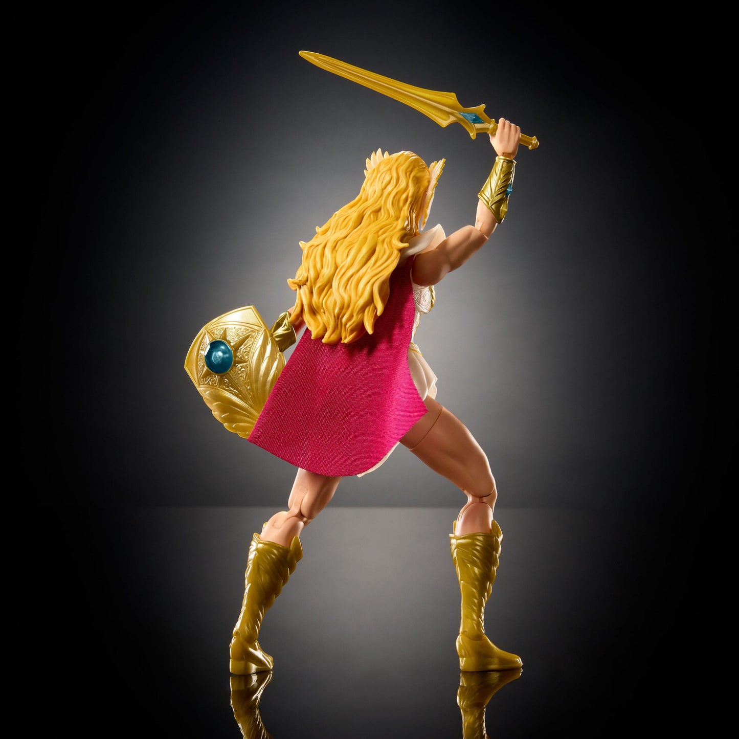 She-Ra Maître de l'Univers MOTU Core New Etheria figurine 18cm Mattel